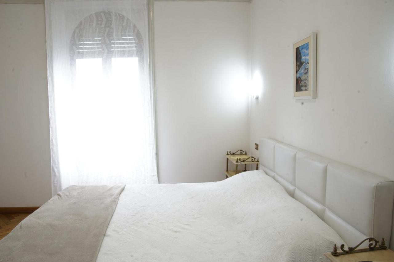 Liberty Lake House Stresa Bagian luar foto